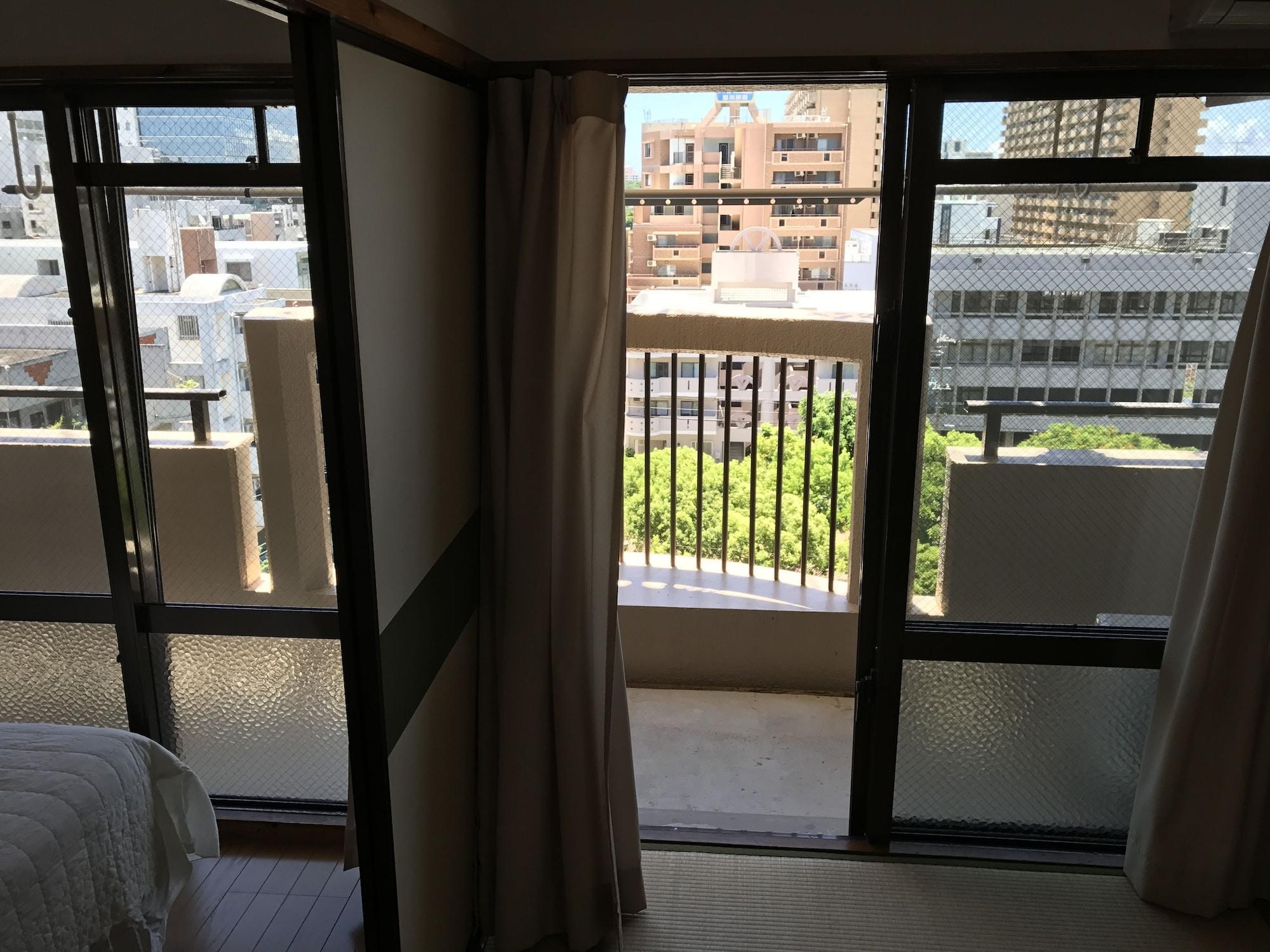 Weekly Harbourview Mansion Main Building Apartment Naha Exterior photo