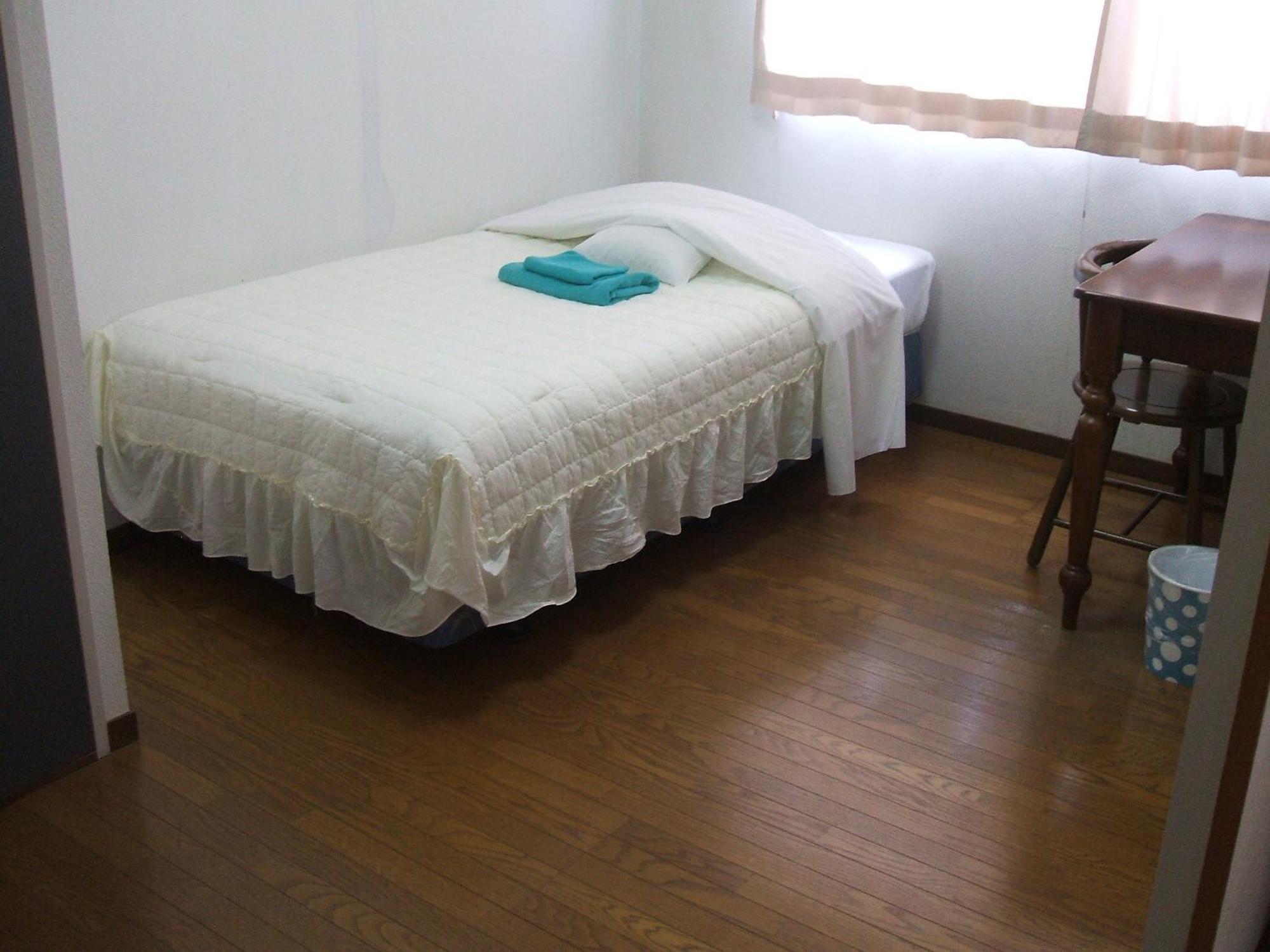 Weekly Harbourview Mansion Main Building Apartment Naha Room photo